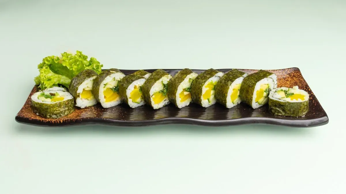 G30. Green Maki Roll