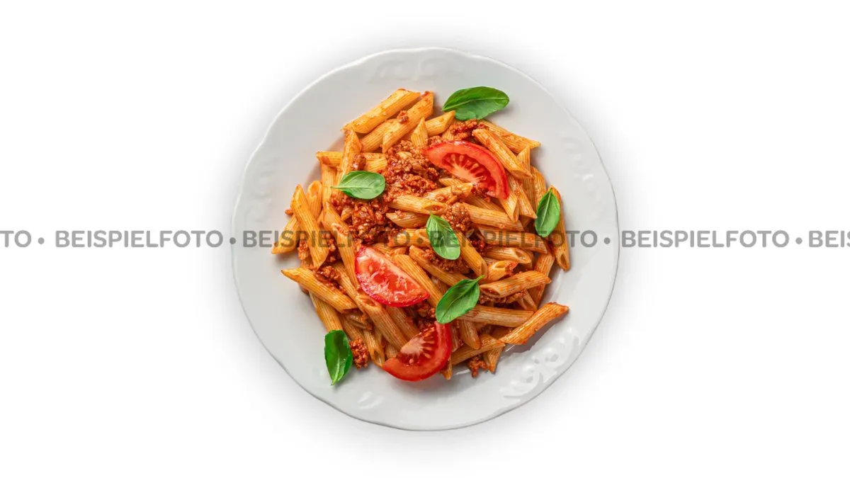 200. Rigatoni Bolognese