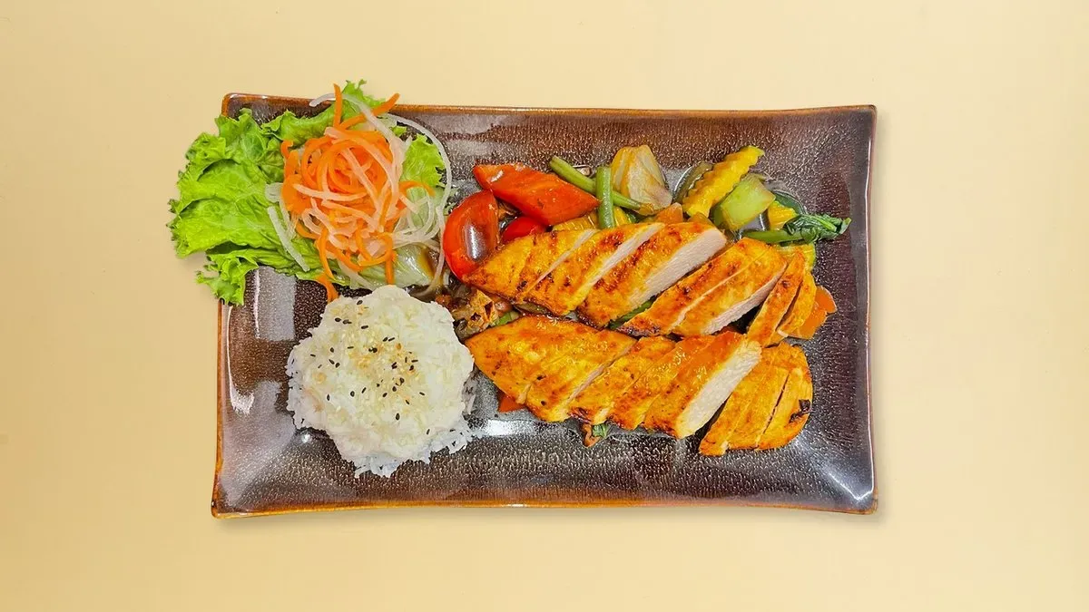 31. Com Ga Nuong