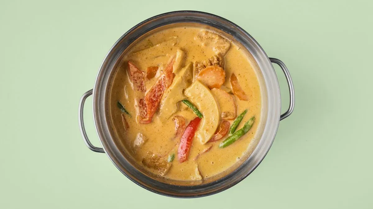 Dau Phu Lac or Chicken Peanut