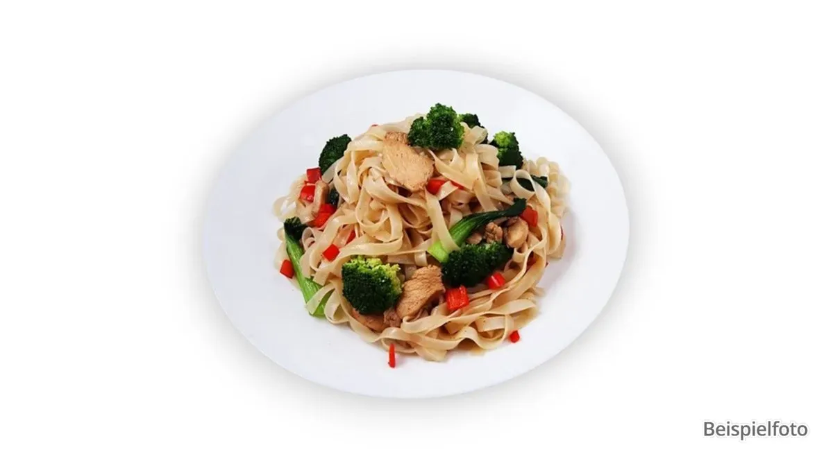 32. Pho Xao Ga