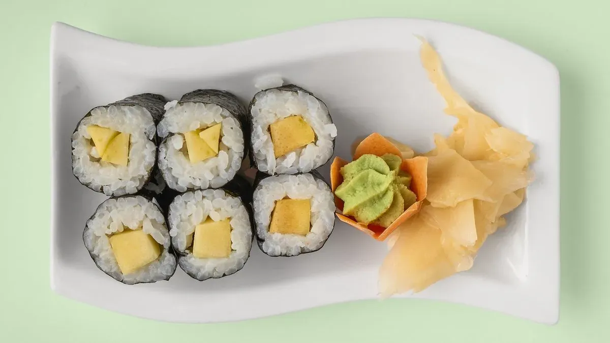S4. Mango Maki