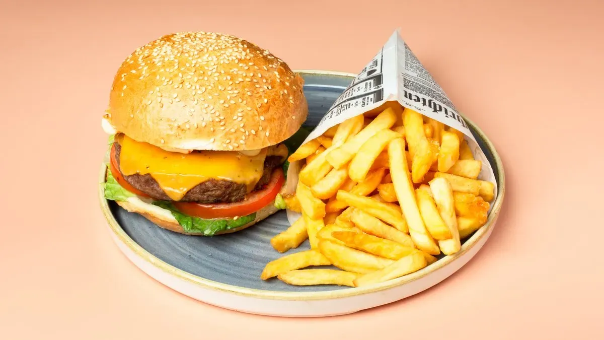 Sausalito's Cheese Burger