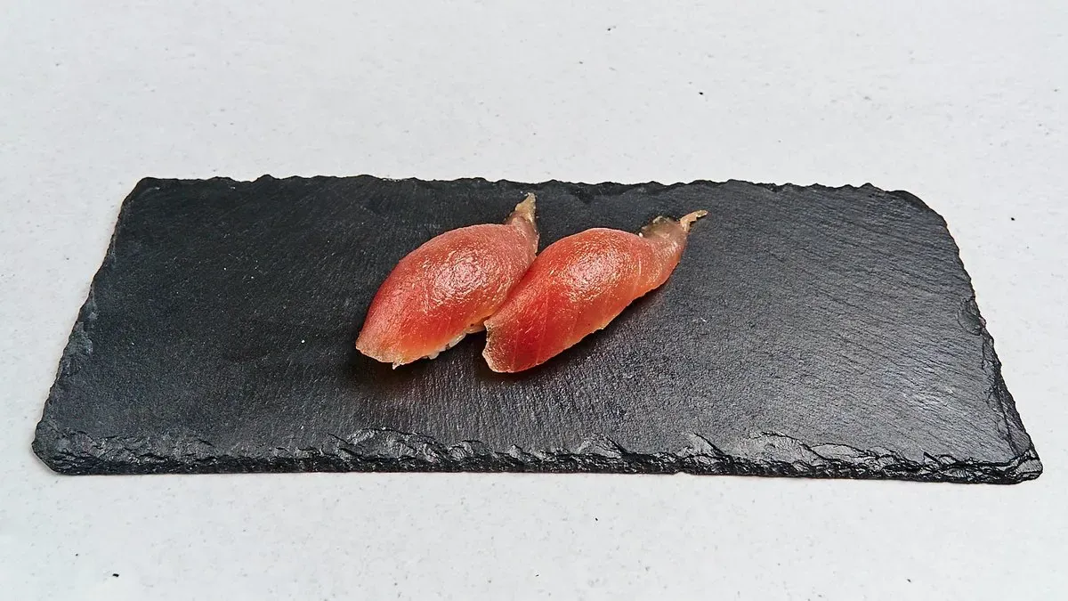 2. Maguro