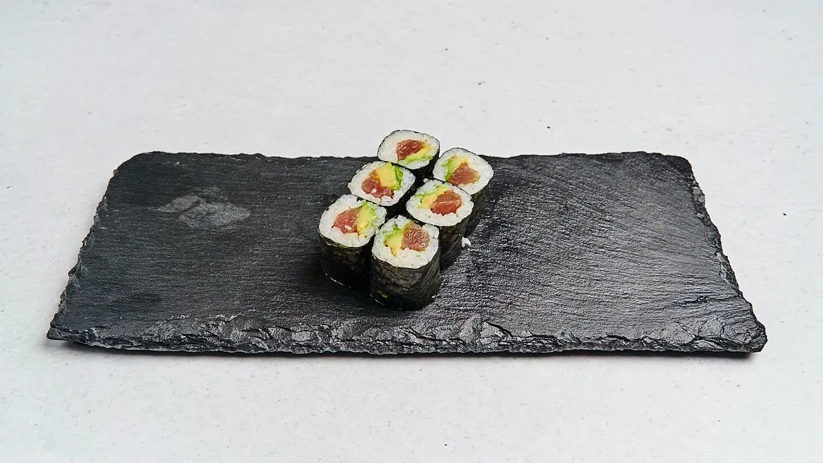 30. Tekka Avocado Maki