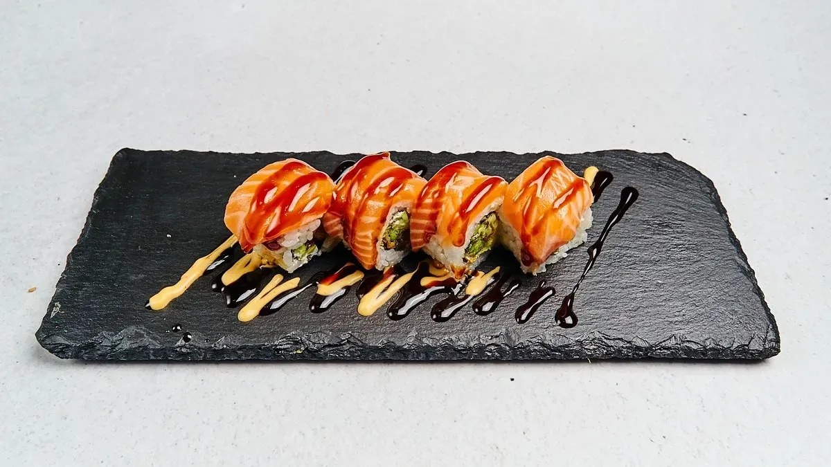 72. Dragon Roll