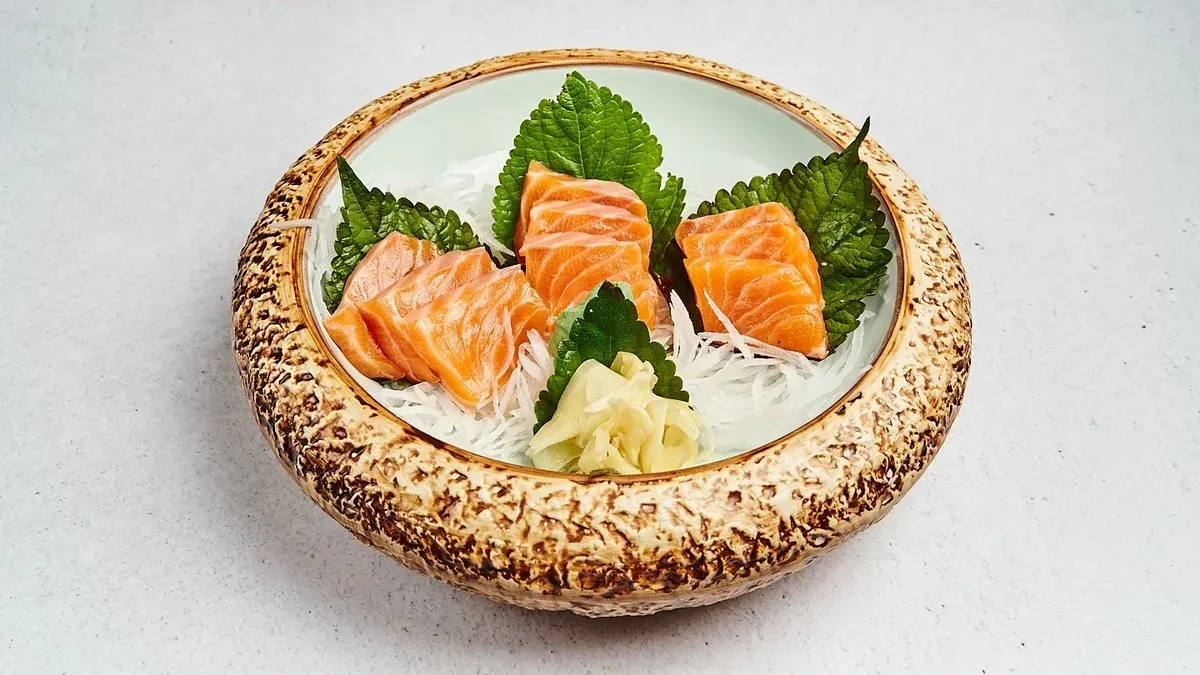 81. Sake Sashimi