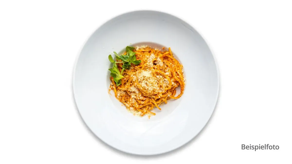 96. Spaghetti Bolognese
