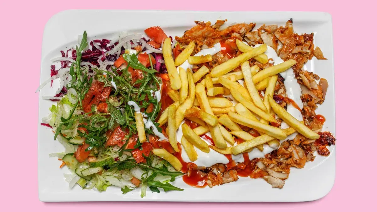 8. Döner Plate with Side Dish
