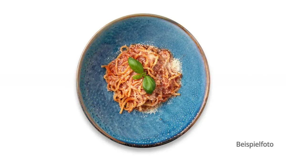95. Spaghetti Napoli