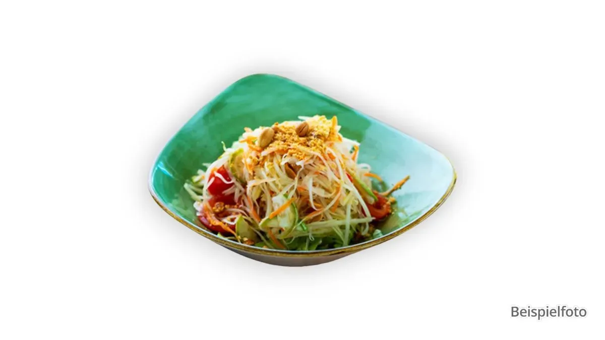 02. Papaya Salad