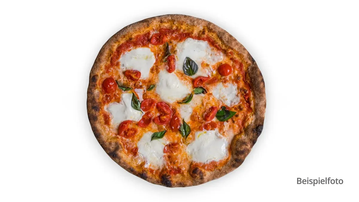 110. Pizza Napoli