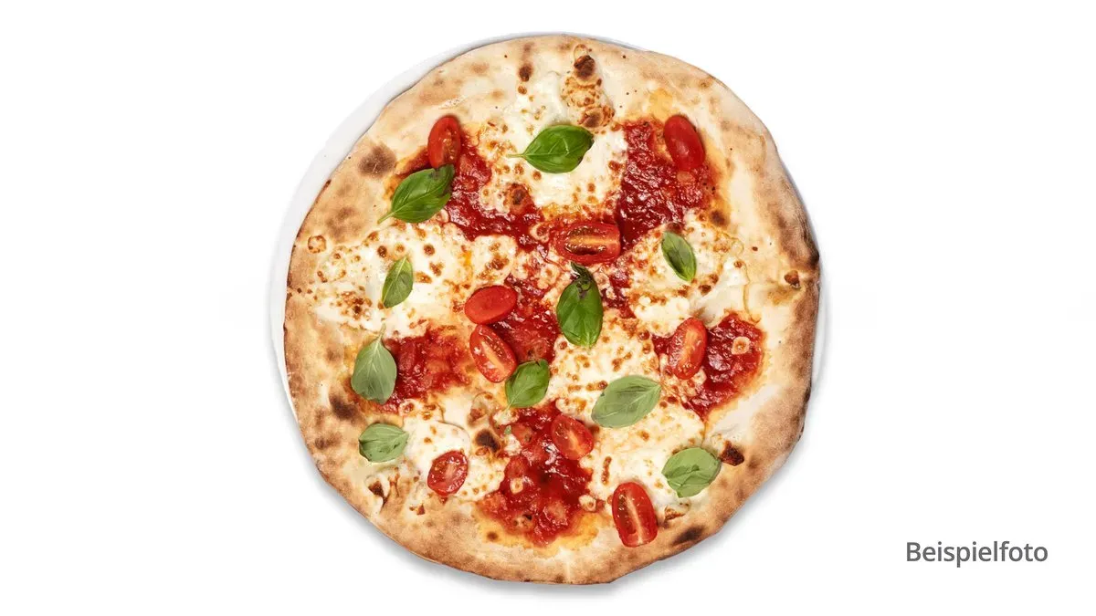 105. Pizza Mozzarella