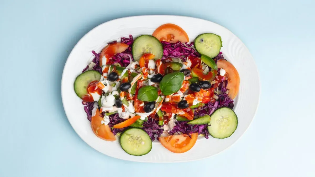 247. Salad Royal