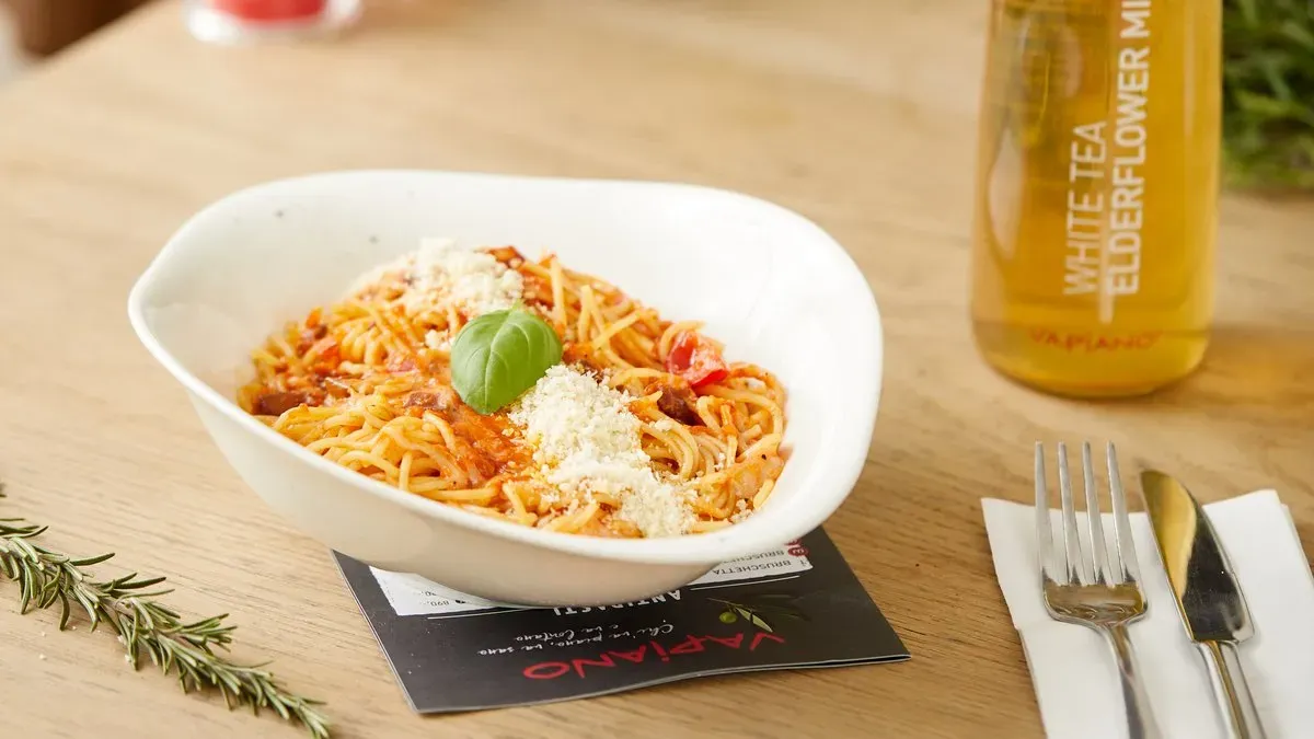 PASTA POMODORO E MOZZARELLA