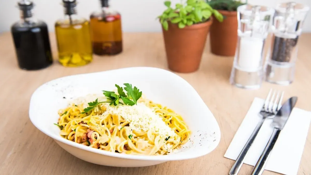 PASTA CARBONARA