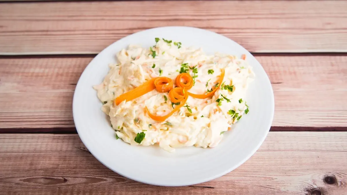 Majonézes kaposzta salata