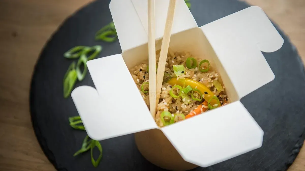 Csirke, rák teriyaki szószban wok