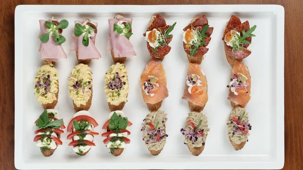 18 db-os szendvics box (24 órás előrendeléssel)