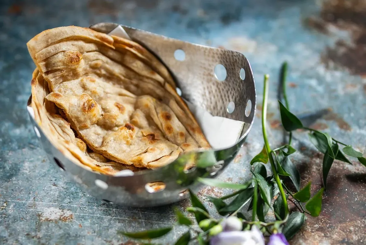 TANDOORI BUTTERED ROTI