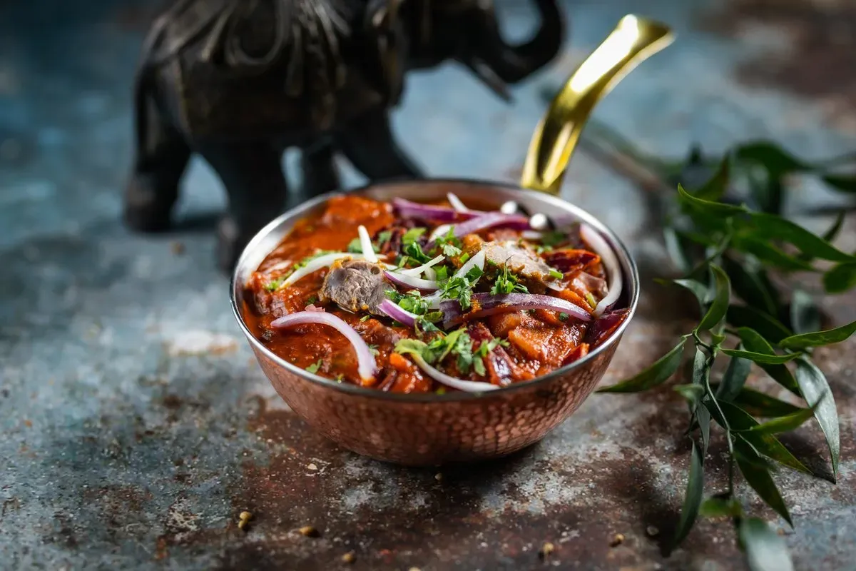 LAMB DO PYAZA