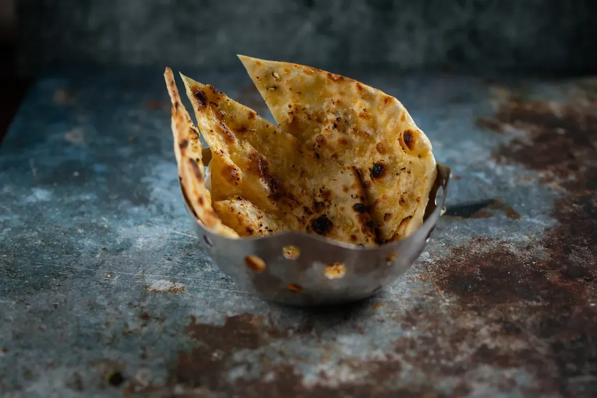 GARLIC NAAN