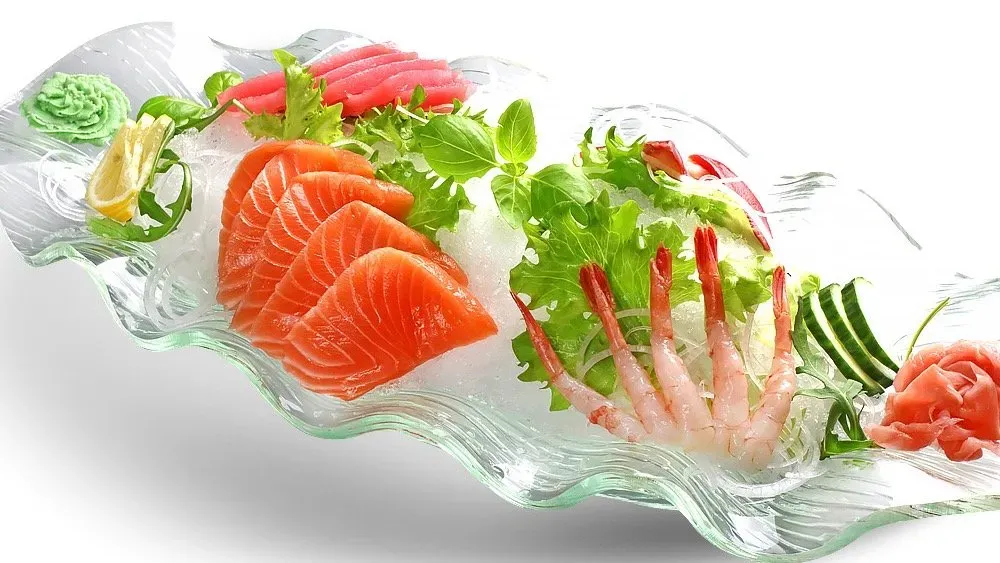 K8. Mix sashimi tál 18 db