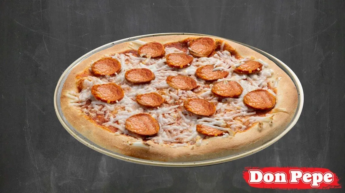 Vegán Pikáns-Füstölt 'Kolbászos' mini pizza