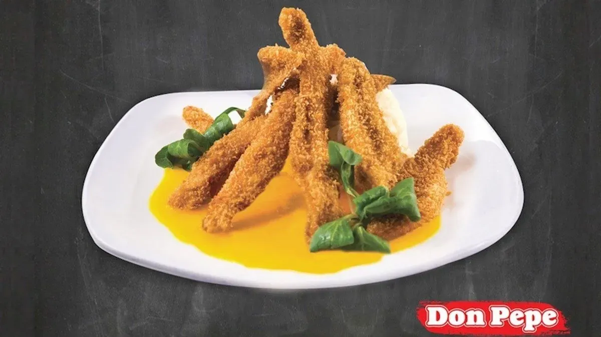 Panko morzsás csirkemell cheddar sajtos jázmin rizzsel