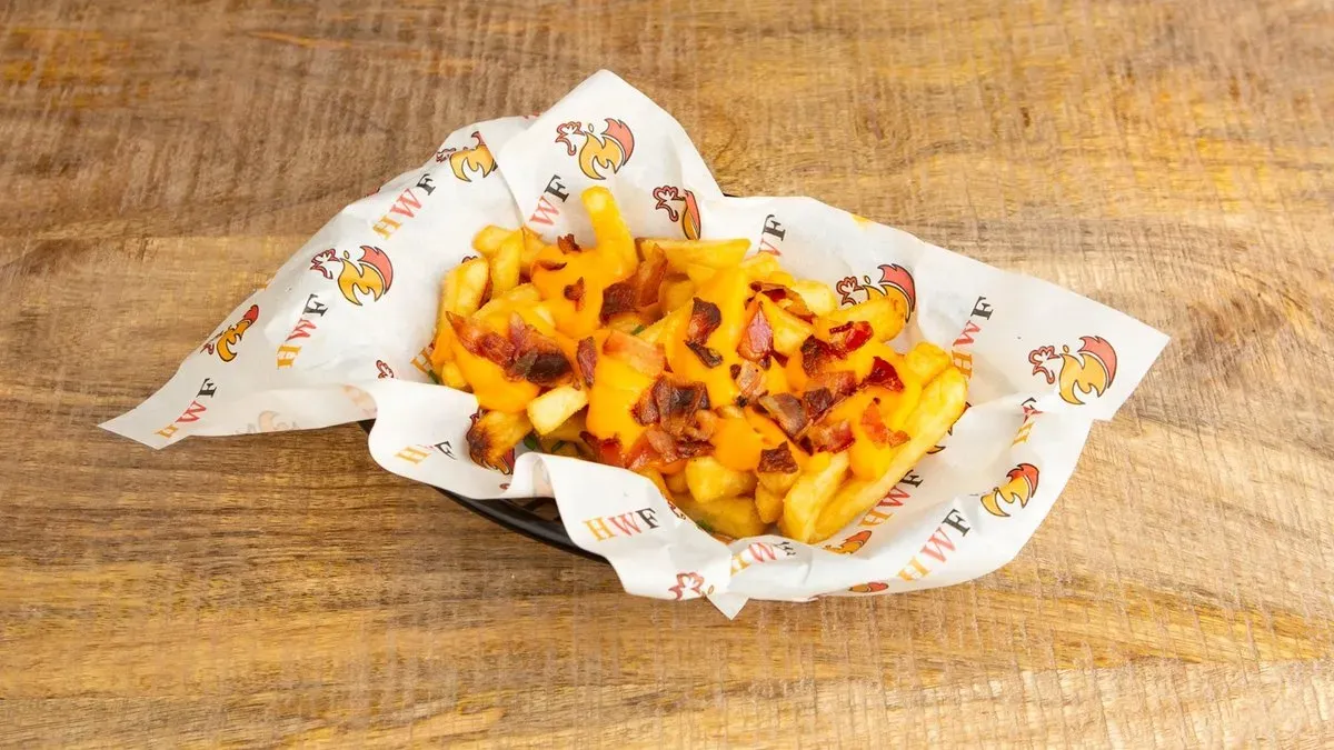 Sajtos-baconös hasábburgonya