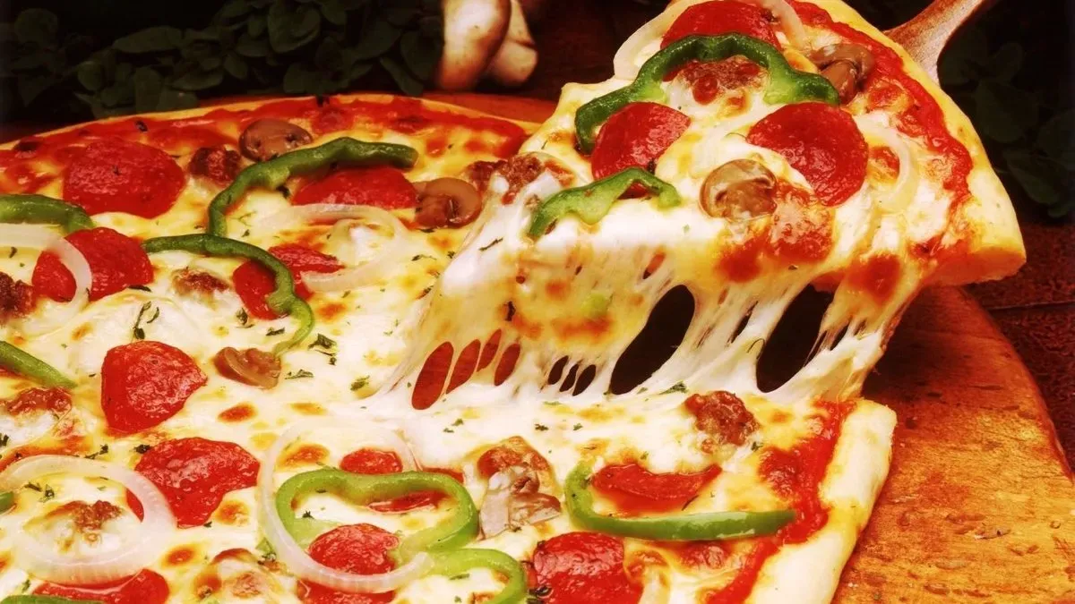 Zöldség pizza