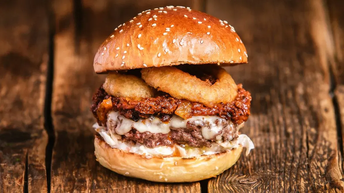 SLOPPY JOE BURGER
