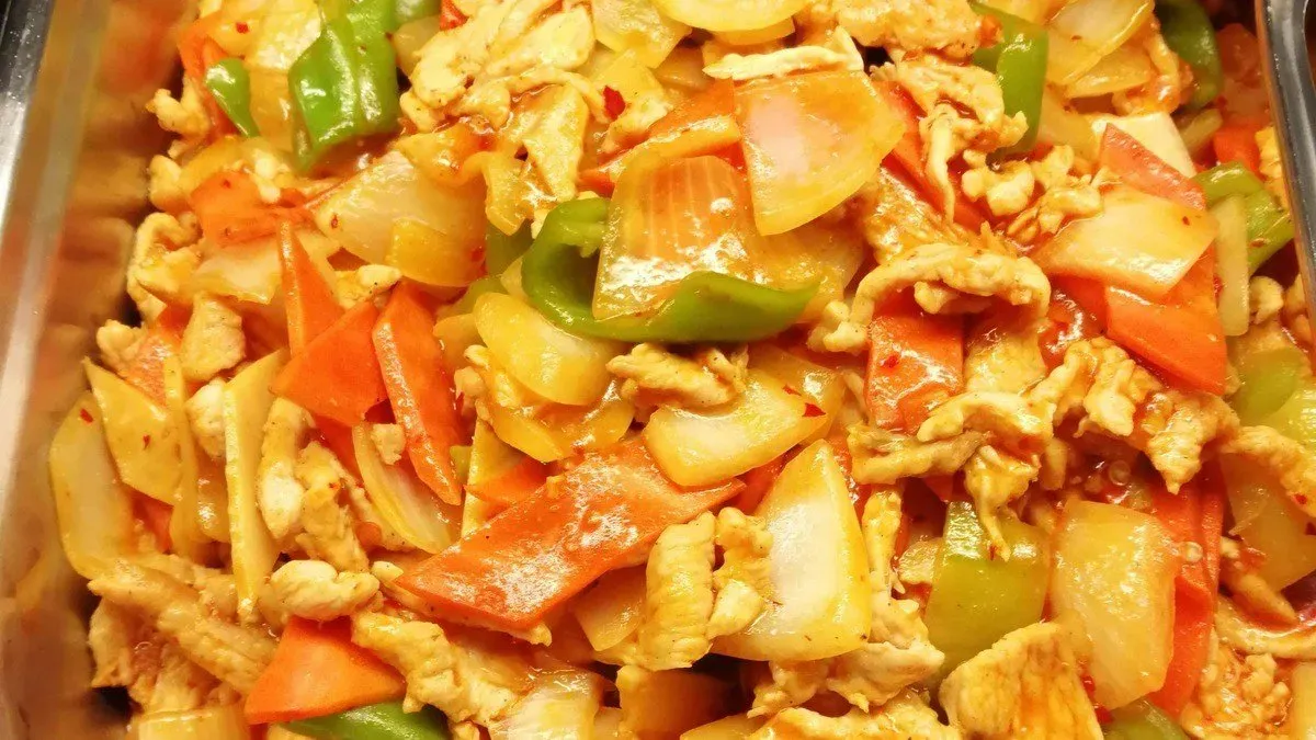 Pirított Curry csirke