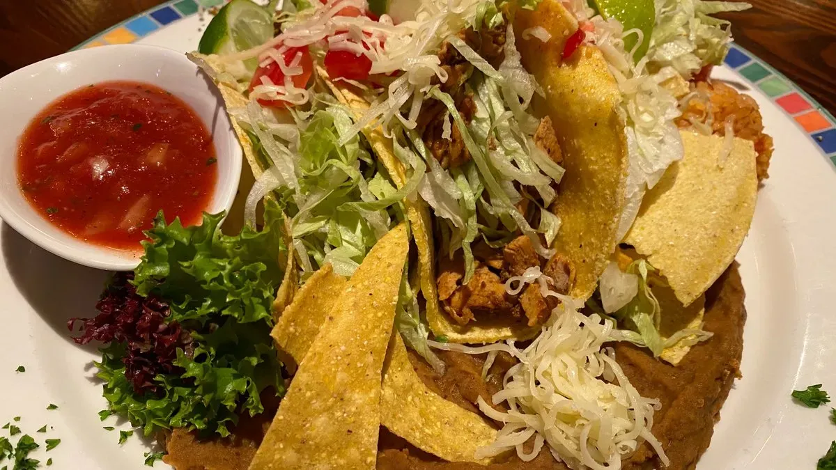 Taco Adobo Pollo