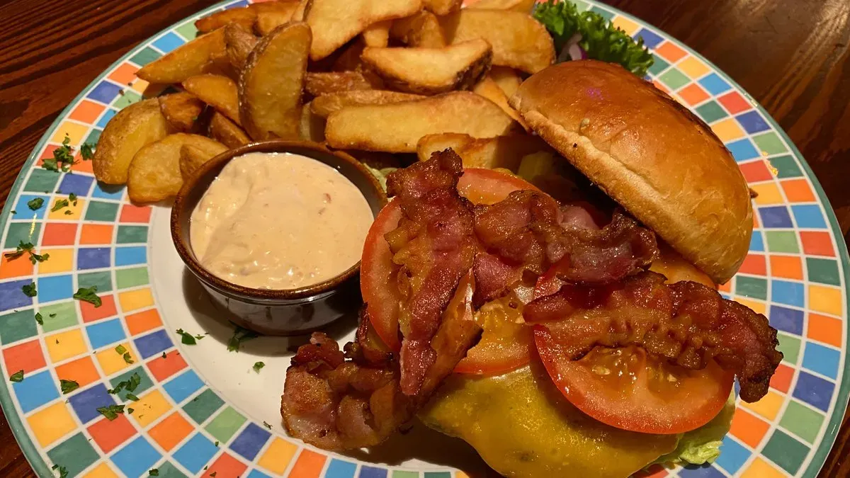 Bacon Sajtburger