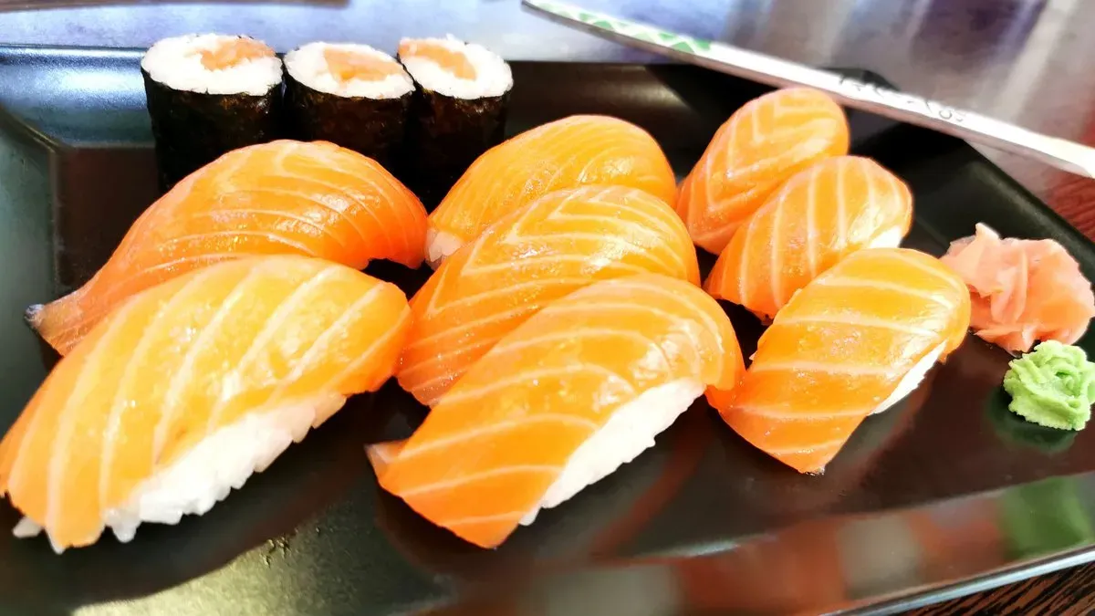 S3 Sushi Large