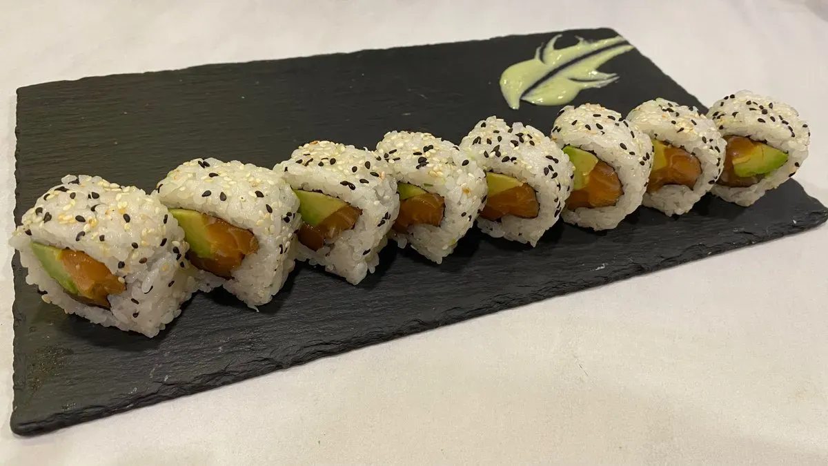 RS8. Avocado Salmon