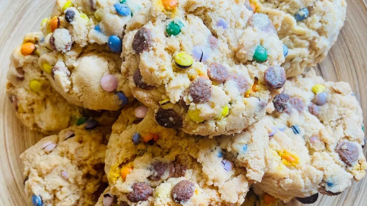 M&M Cookies