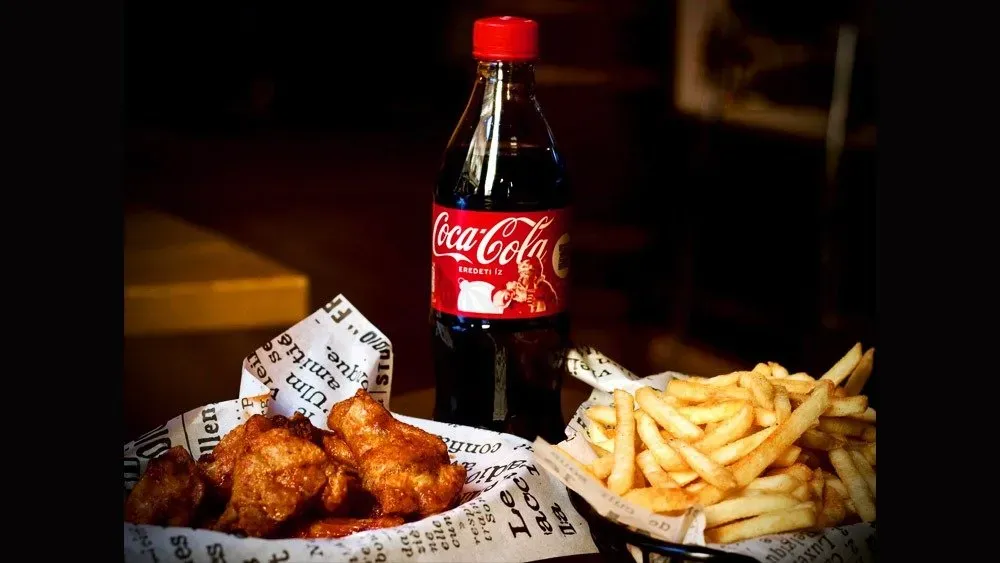 Limited Time Offer C1 -- GET 6 Wings, Regular Fries & Softdrink
