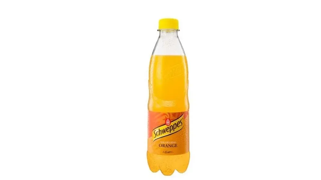 Schweppes Narancs (0.5l)