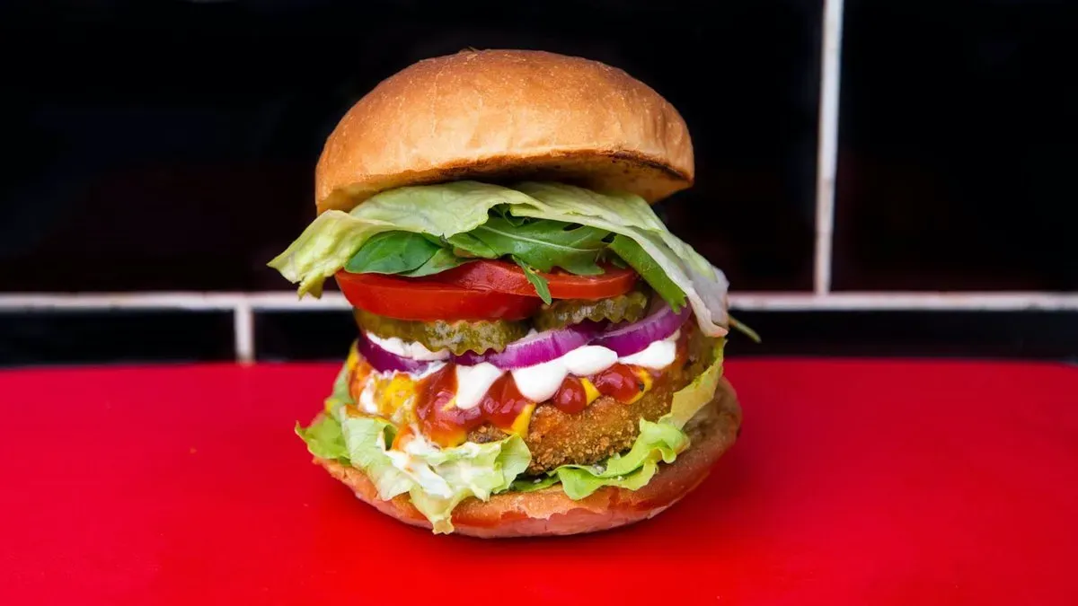 VEGÁN POGÁCSÁS VEGABURGER🌱