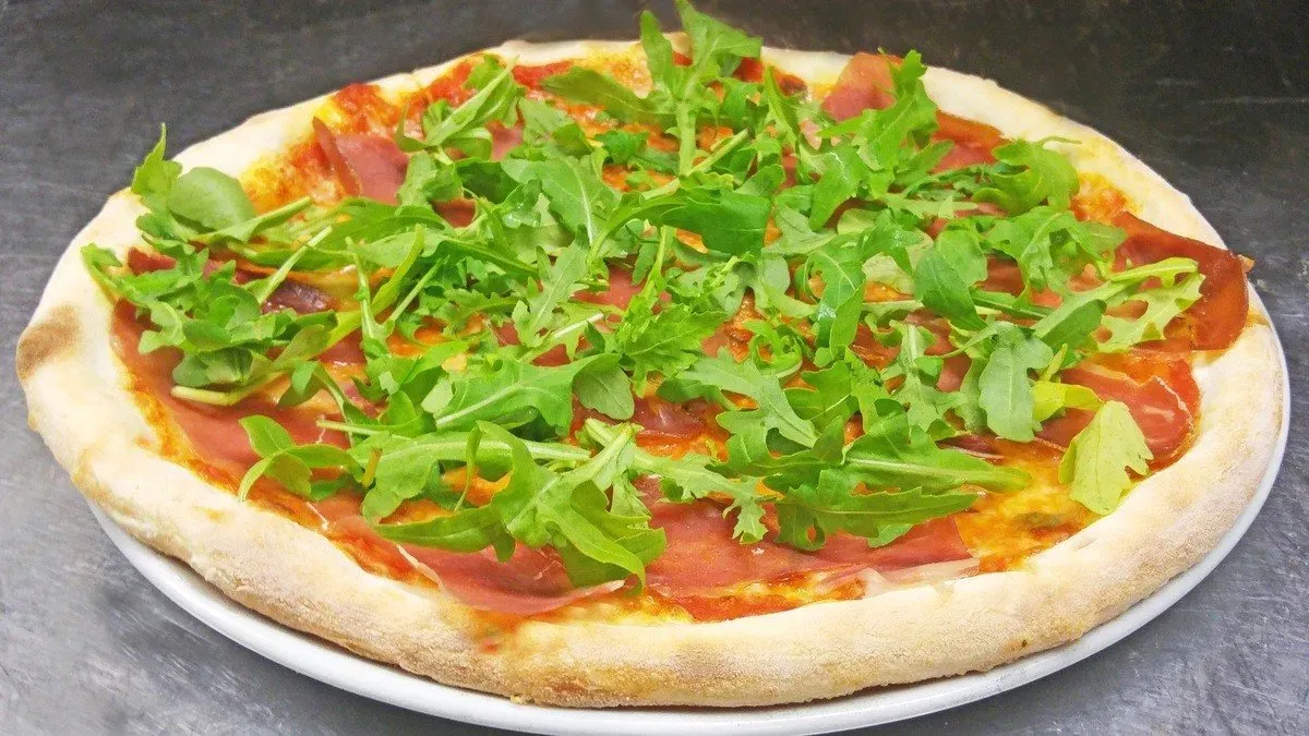 Al Crudo con Rucola