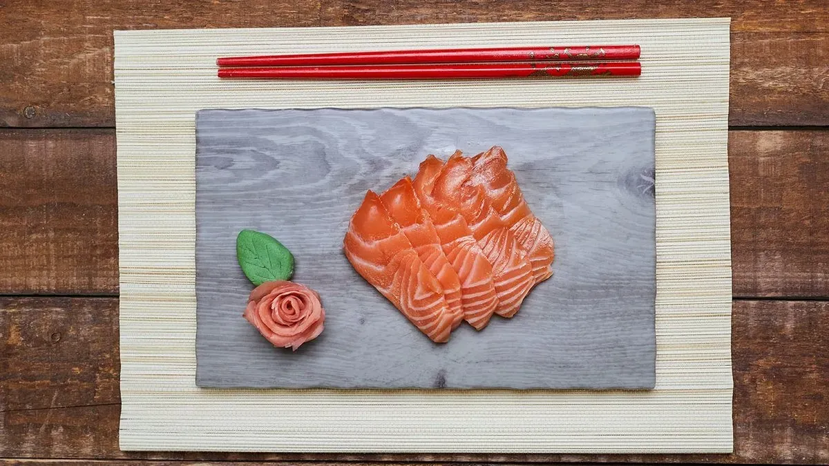 Lazac sashimi