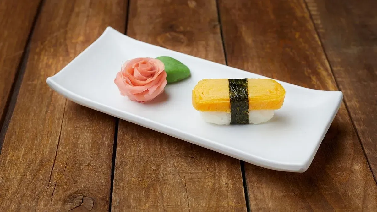 Tamago nigiri