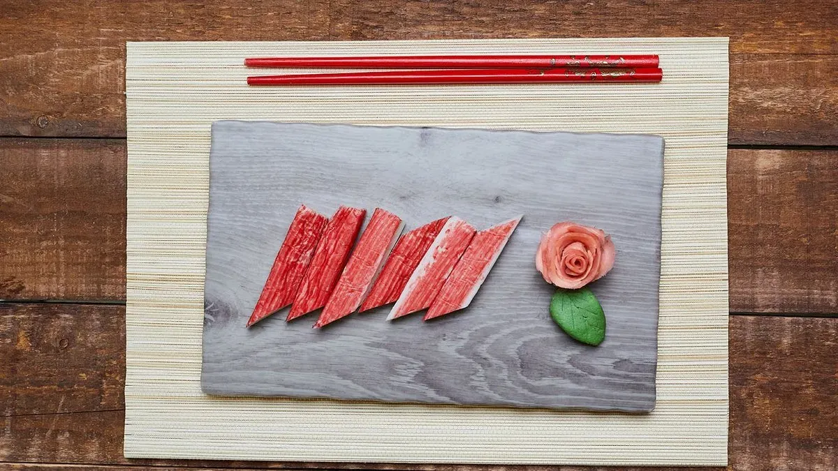 Surimi sashimi