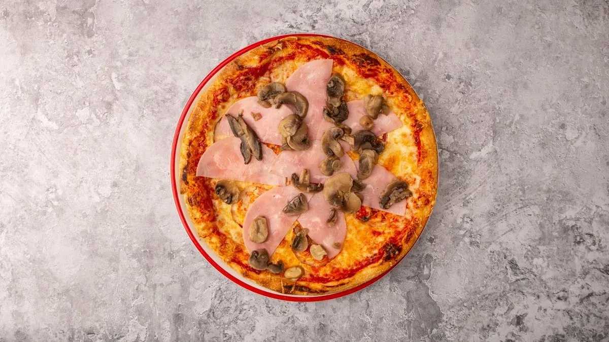 Capricciosa Pizza