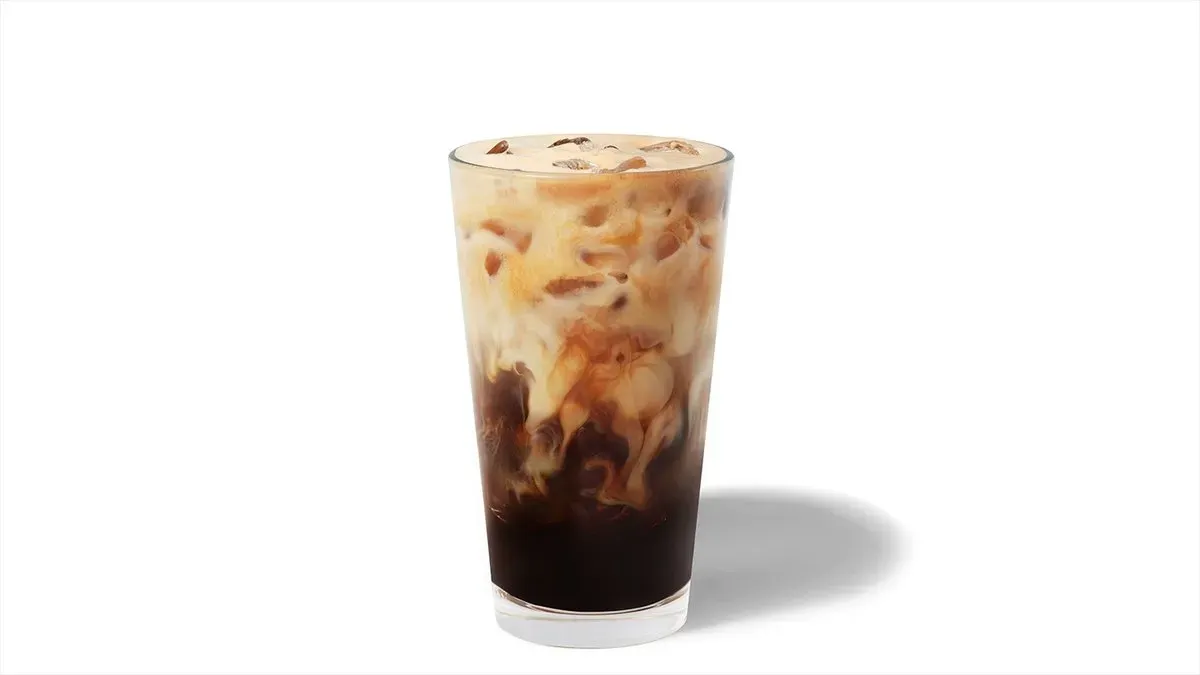 Iced Toasted Vanilia Oat Shaken Espresso
