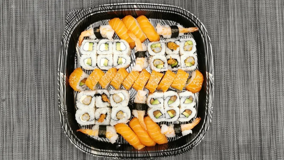 💗BX5#Lazac avokádó garnélarák tempura vajkrém 46db
