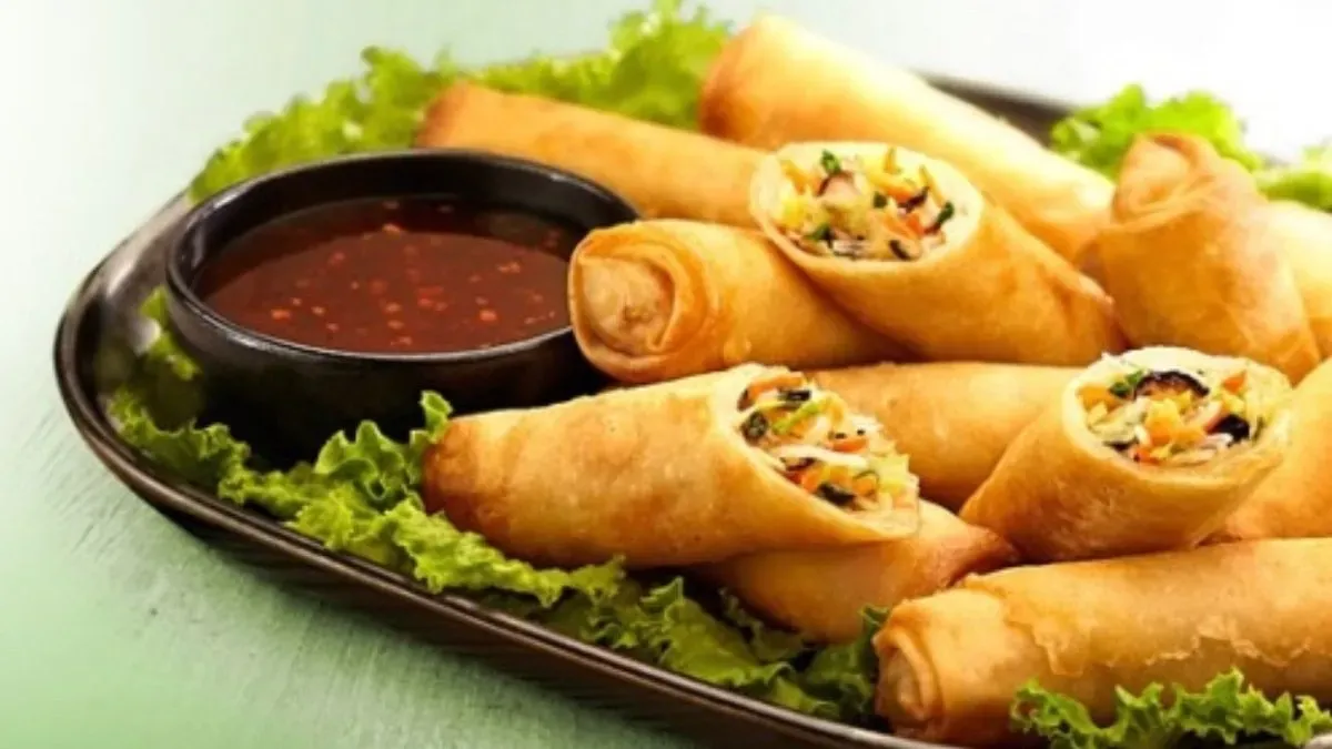 03. Vegetarian spring rolls (6pcs)(small) / Zöldséges Tavaszi tekercs (6db)