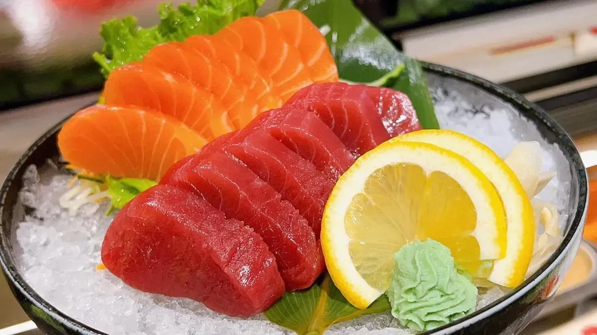SS1. SASHIMI Lazac/ Salmon (4 db)